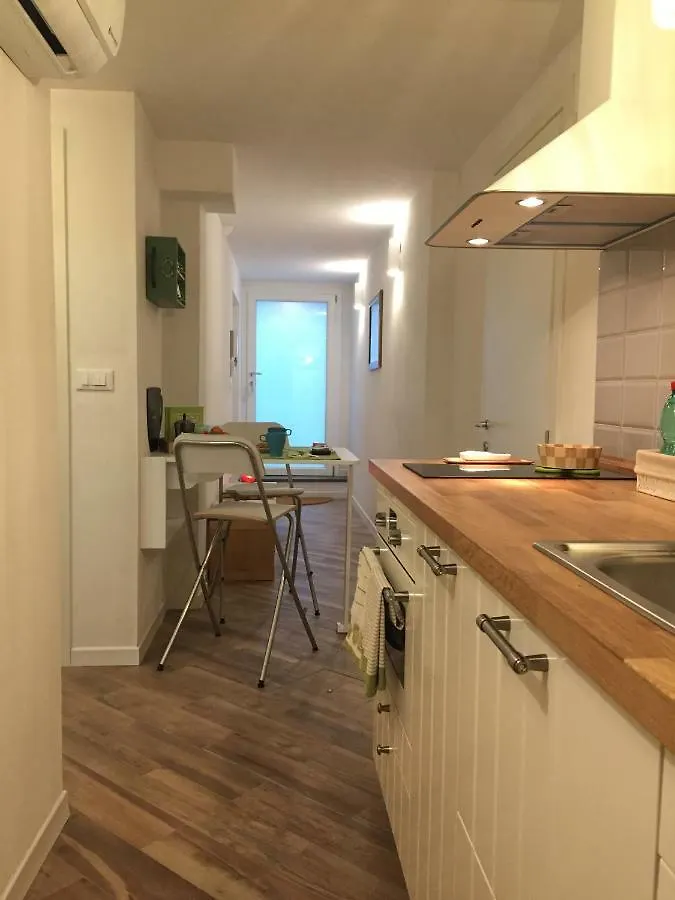 A Casa Di Esther Μπολόνια Διαμέρισμα